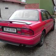 Mitsubishi Galant
