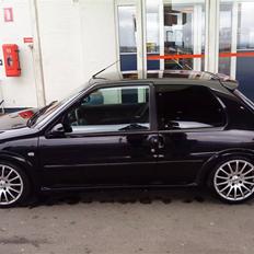 Peugeot 106 GTI 1.6 16v (SOLGT)