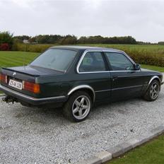 BMW 325i