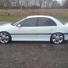 Opel Omega B MV6
