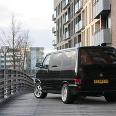 VW SOLGT Caravelle