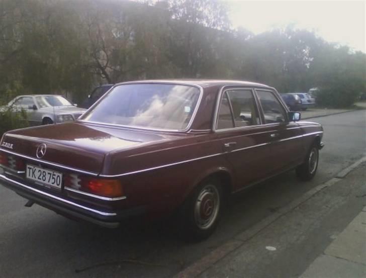 Mercedes Benz 230 E (W123) billede 3