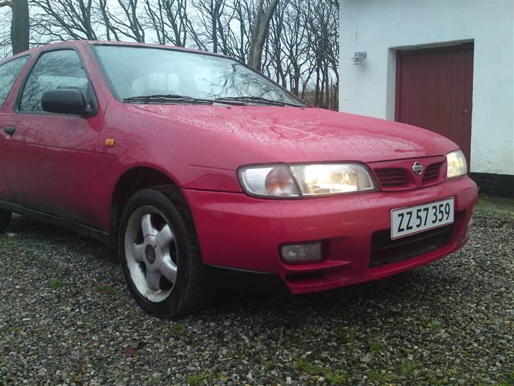 Nissan Almera 1,6 billede 2