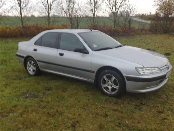 Peugeot 406 1,8 <Solgt> billede 5