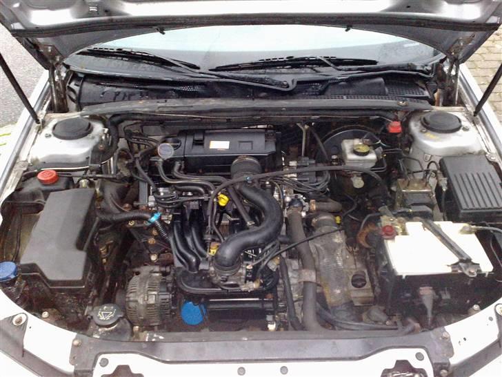 Peugeot 406 1,8 <Solgt> billede 8