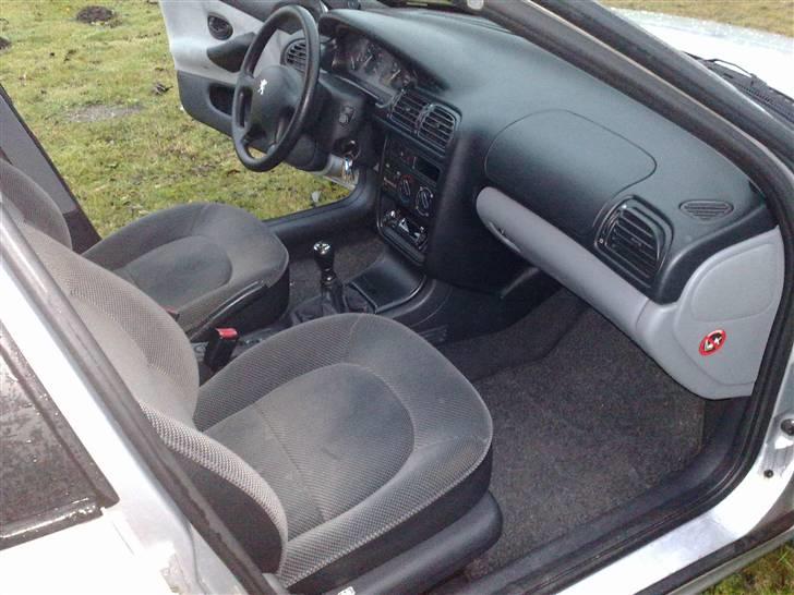 Peugeot 406 1,8 <Solgt> billede 12