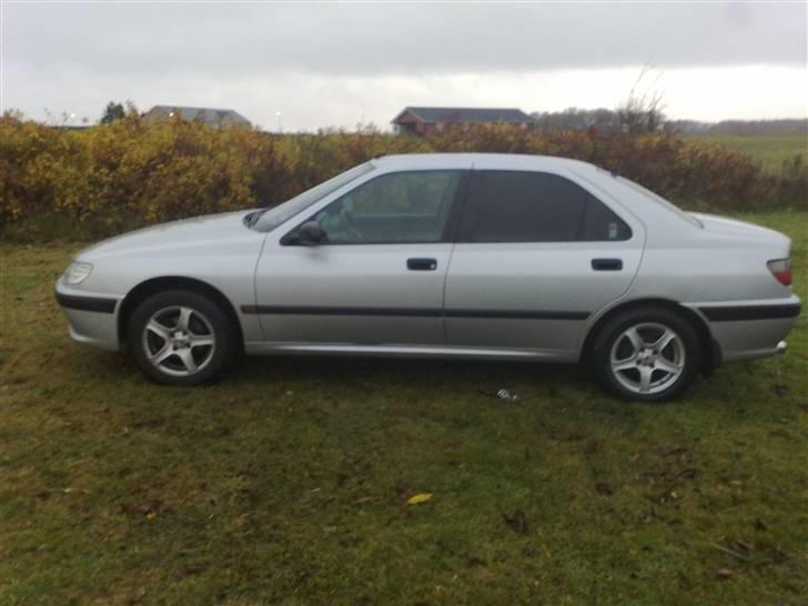 Peugeot 406 1,8 <Solgt> billede 14