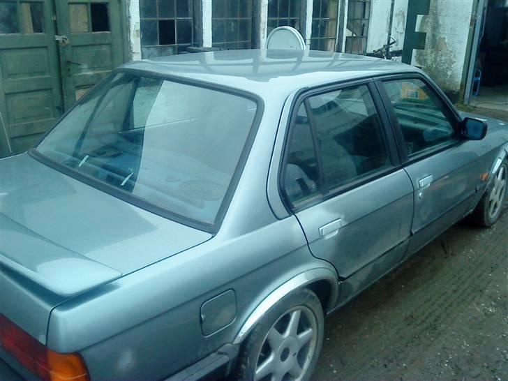 BMW 320i e30  billede 4
