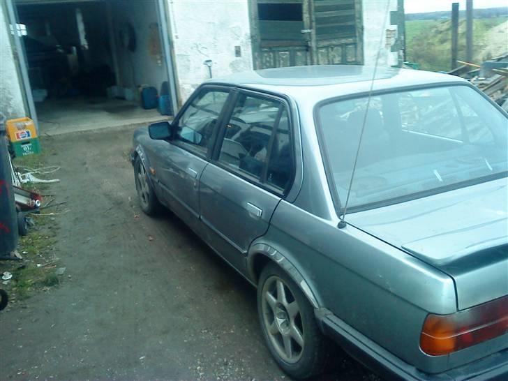 BMW 320i e30  billede 7