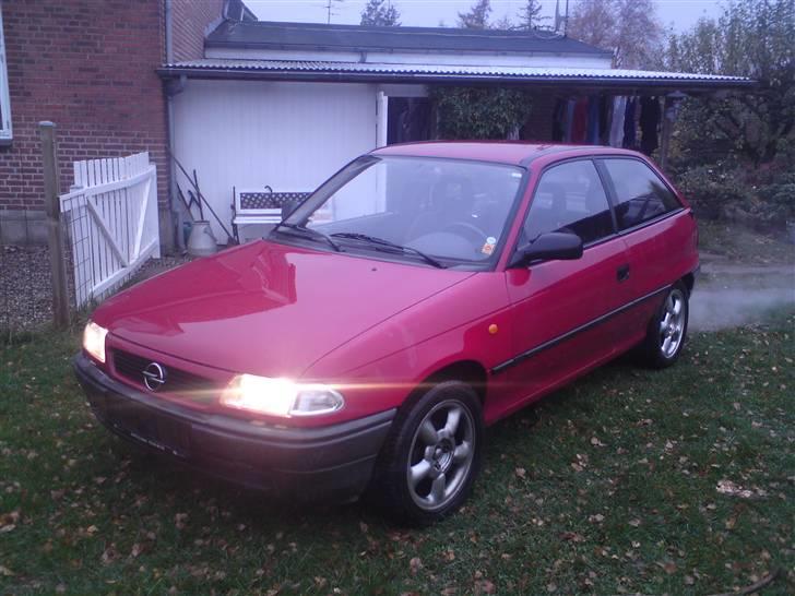 Opel astra 1.6   billede 1