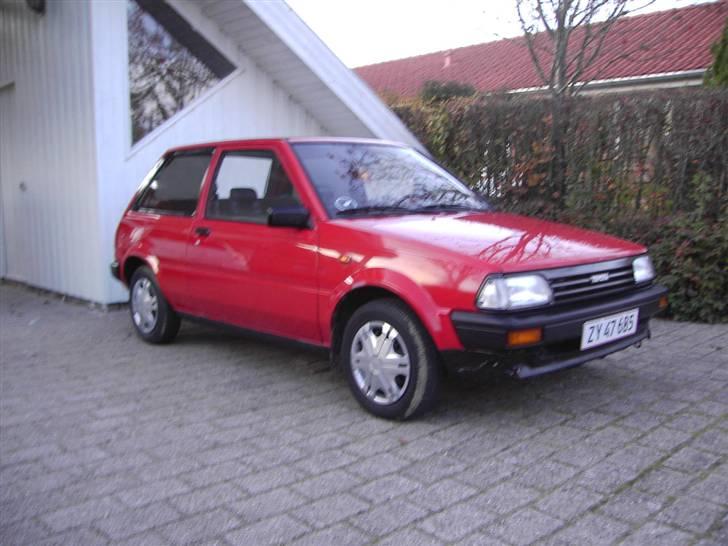 Toyota starlet billede 13