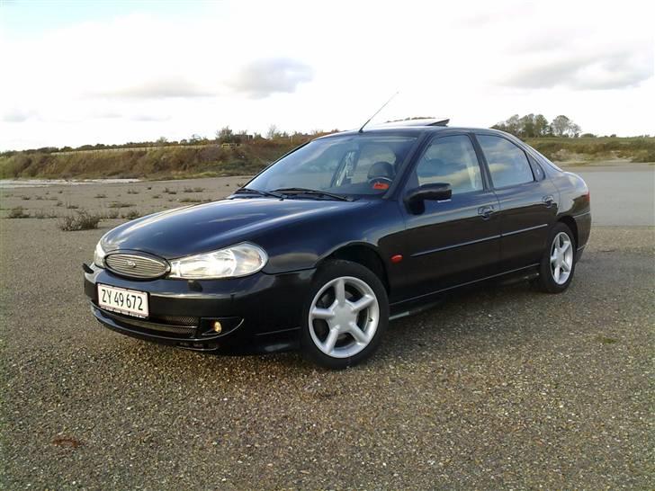 Ford Mondeo V6 Ghia   billede 7