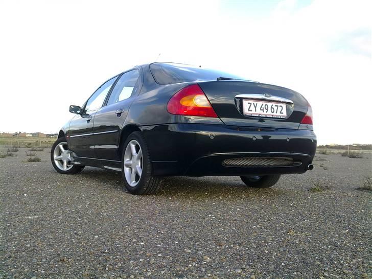 Ford Mondeo V6 Ghia   billede 10