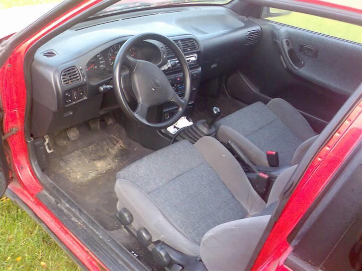 Nissan sunny N14 1,6 16v Solgt billede 2