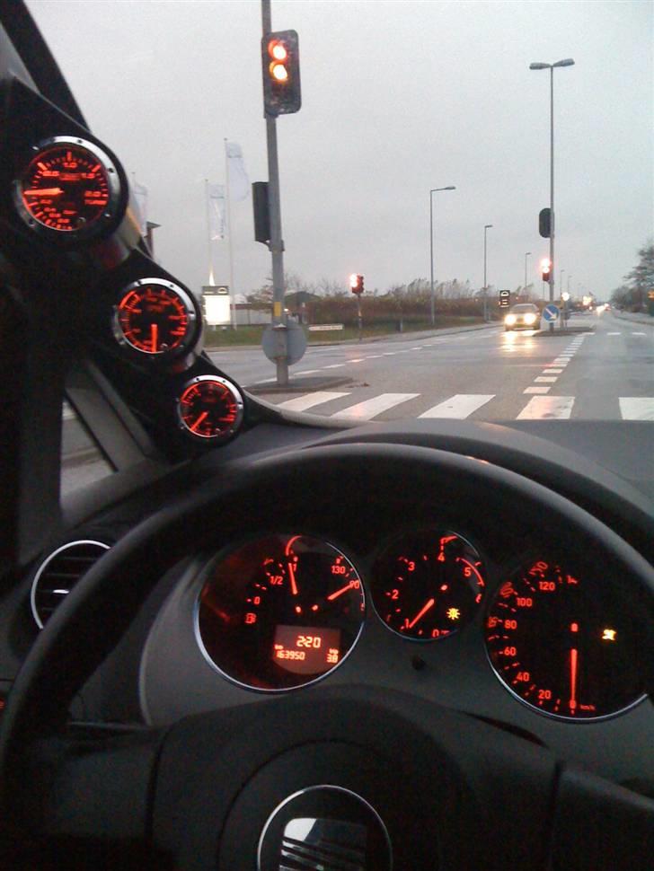 Seat Altea Stylance ( SOLGT ) - A-Stolpe med 3 stk ure - Bar boost - Olie temp - Olie Tryk billede 16