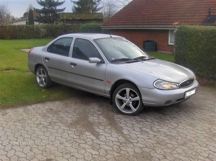 Ford Mondeo 2,0 Exp."SOLGT" billede 1