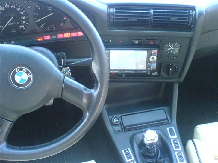 BMW E30 325i cabriolet billede 4