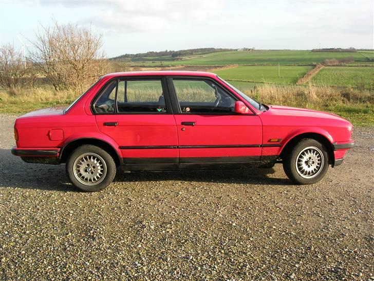 BMW E30 320i SOLGT billede 5