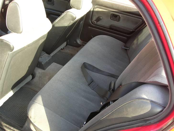 BMW E30 320i SOLGT billede 13