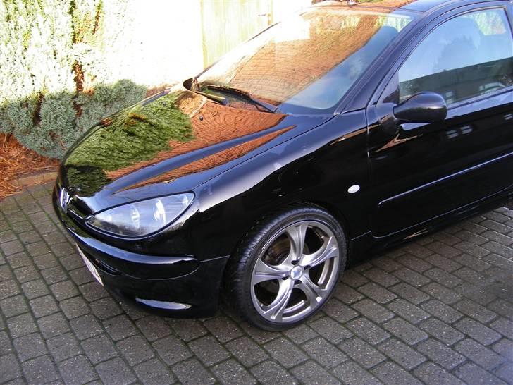 Peugeot 206 billede 2
