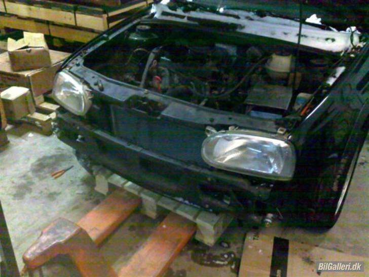 VW Golf Das Auto!   - Frontskørten kommer på (: billede 4