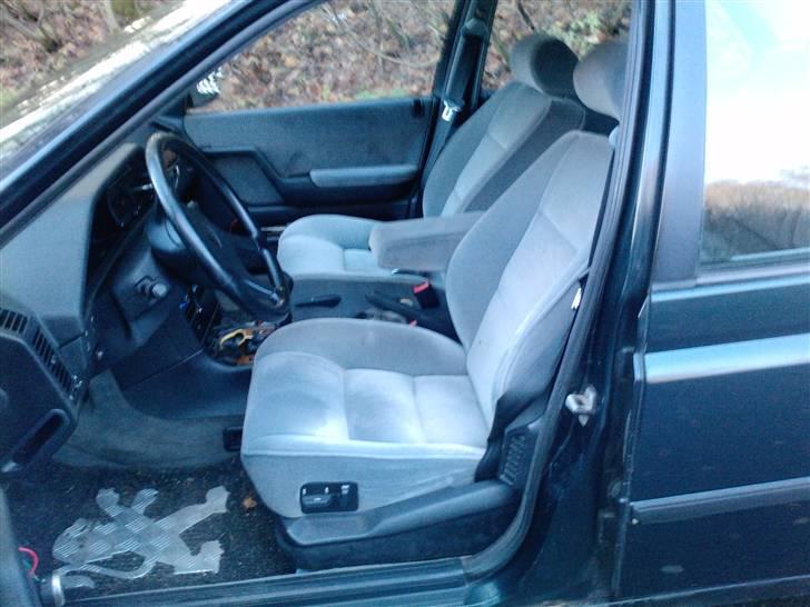 Peugeot 605 skrottet billede 9