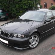 BMW e36, 320