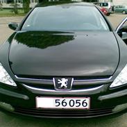 Peugeot 607