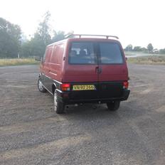 VW transporter 2,4D byttet