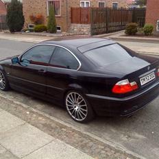 BMW E46 Coupé 323 ci 