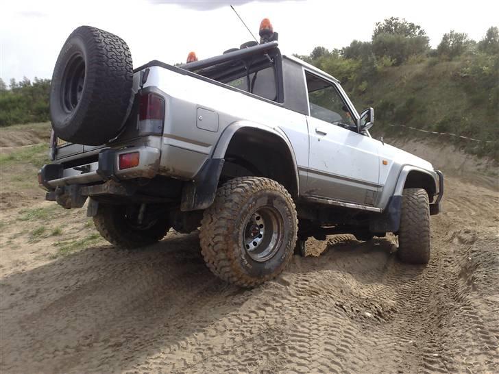 Nissan Patrol Gr solgt billede 19