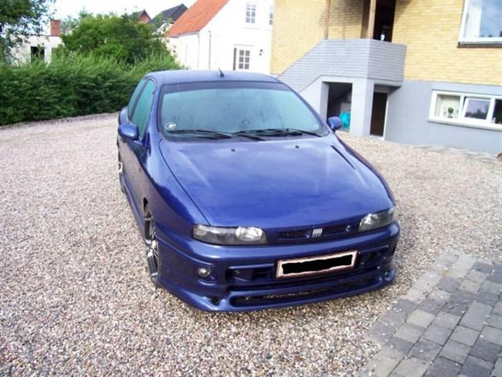 Fiat Bravo 1.6 *solgt - Forfra med sandaler billede 1