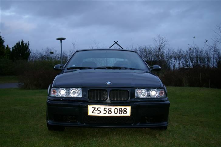 BMW E36 320i billede 3