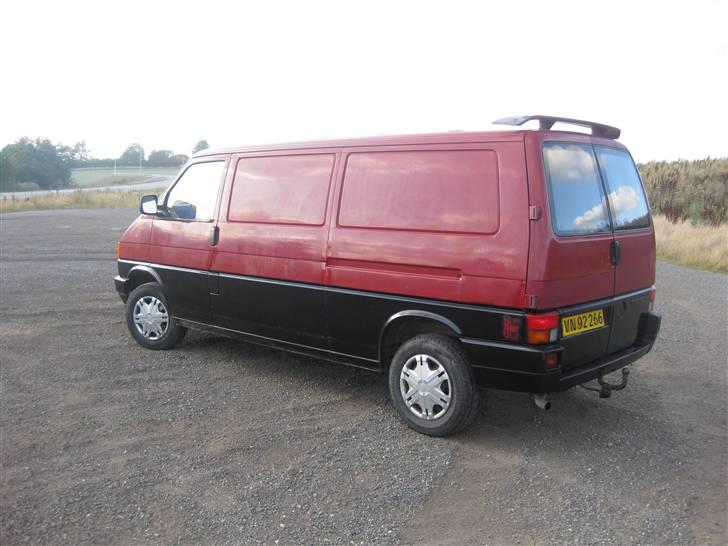 VW transporter 2,4D byttet billede 2