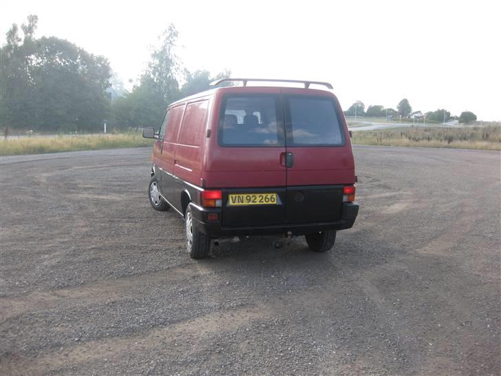 VW transporter 2,4D byttet billede 3
