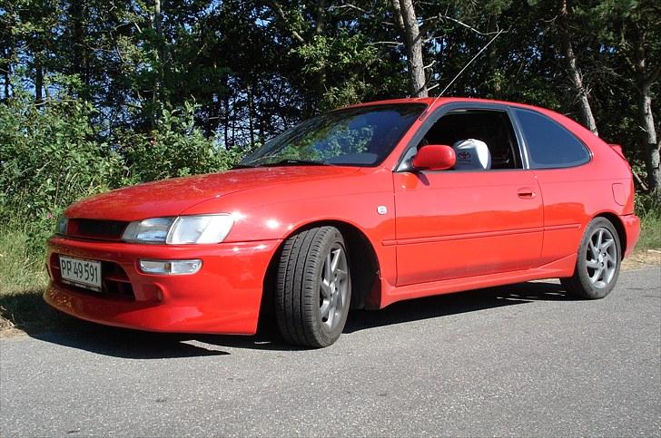 Toyota Corolla 1,6 16v Solgt! billede 1