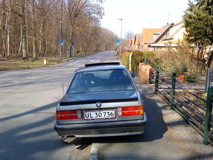 BMW E30 325i *SOLGT* billede 4
