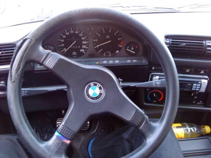 BMW E30 325i *SOLGT* billede 9