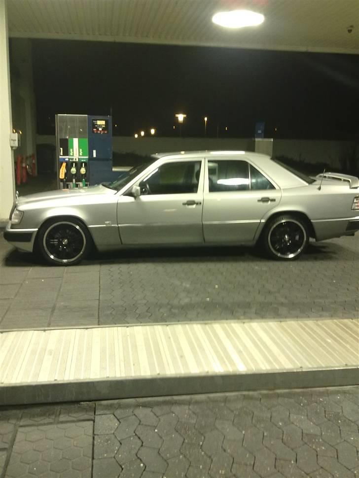 Mercedes Benz 300D billede 2