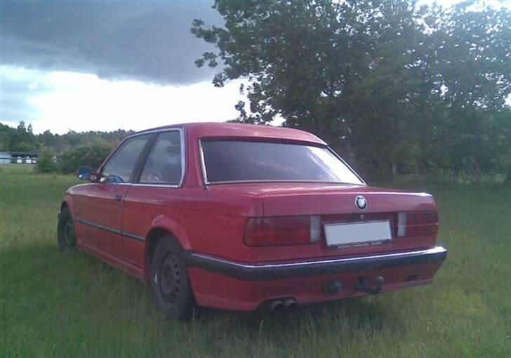 BMW BMW 320i M-tech l replica billede 2