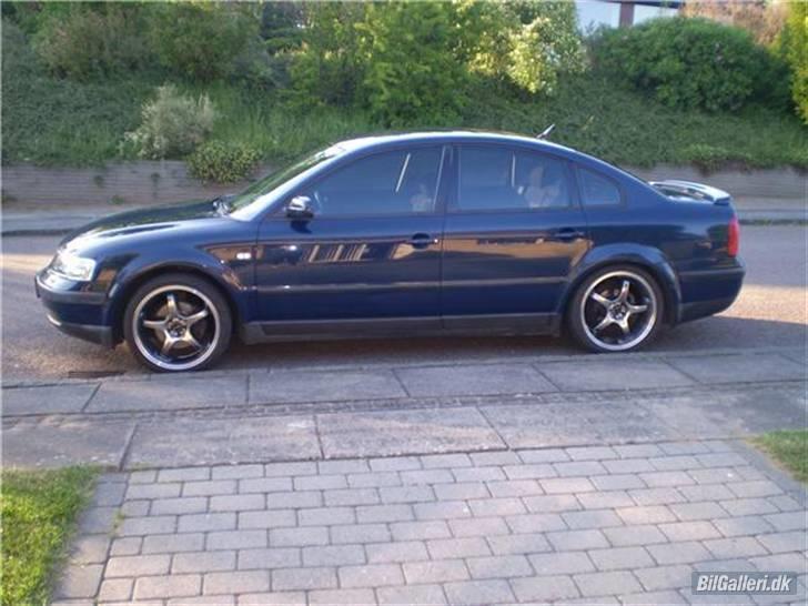 VW Passat (SOLGT) billede 1