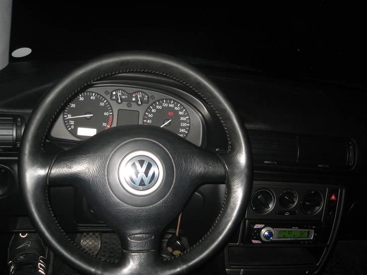 VW Passat (SOLGT) billede 8
