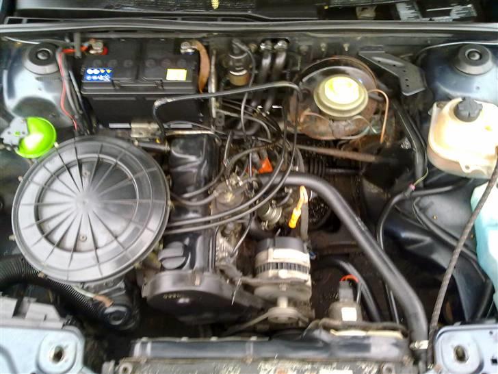 Audi 80 1.8 - SOLGT! billede 13