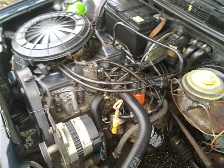 Audi 80 1.8 - SOLGT! billede 14