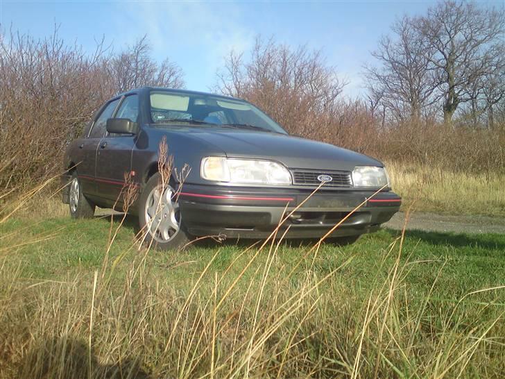 Ford sierra 2,0i glx solgt ! billede 1