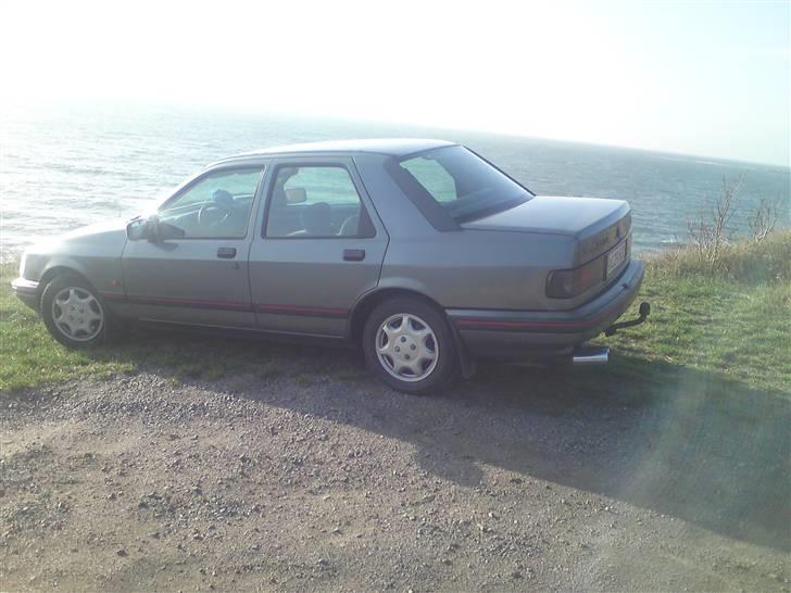 Ford sierra 2,0i glx solgt ! billede 3