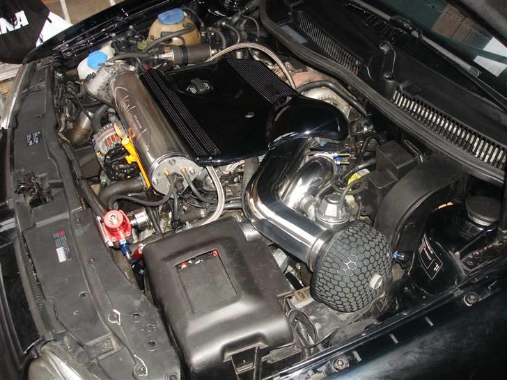 VW 4 gti  r32 fmj  SOLGT. billede 15