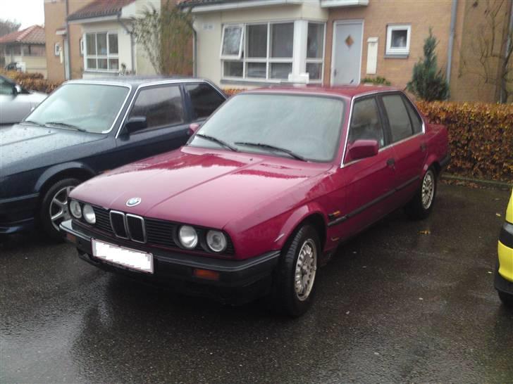 BMW 320i E30 [SOLGT] billede 1