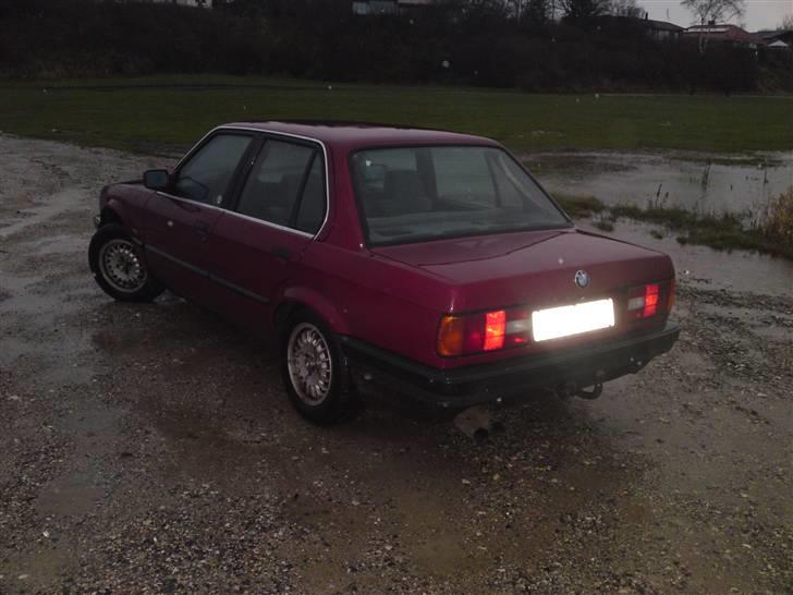 BMW 320i E30 [SOLGT] billede 6