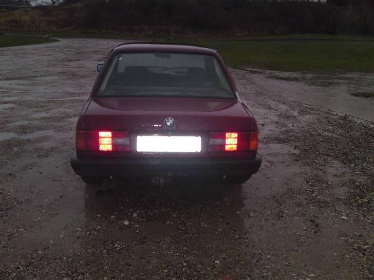 BMW 320i E30 [SOLGT] billede 7